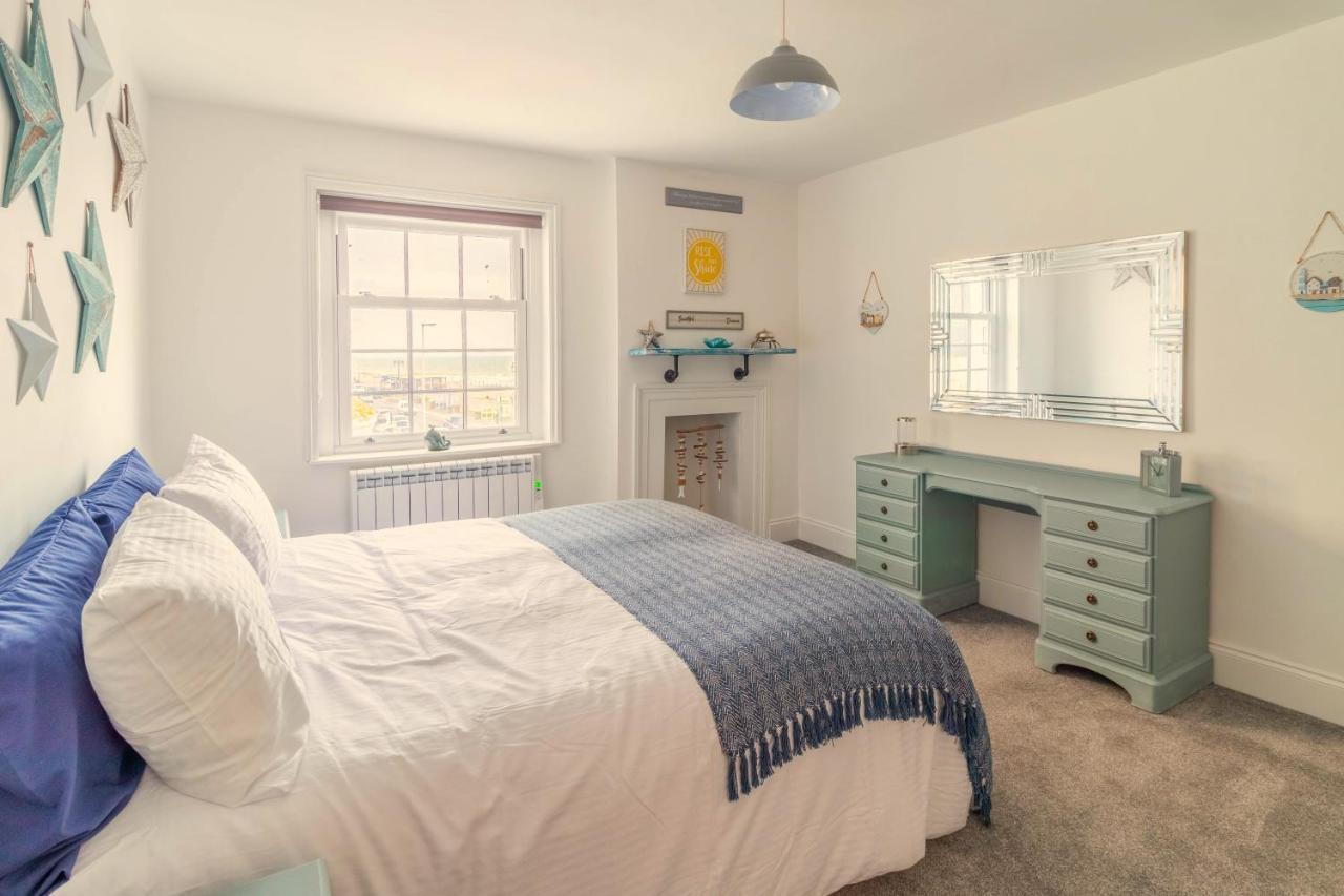 Lovely 2- Bedroom Apartment With Stunning Sea Views Worthing Dış mekan fotoğraf